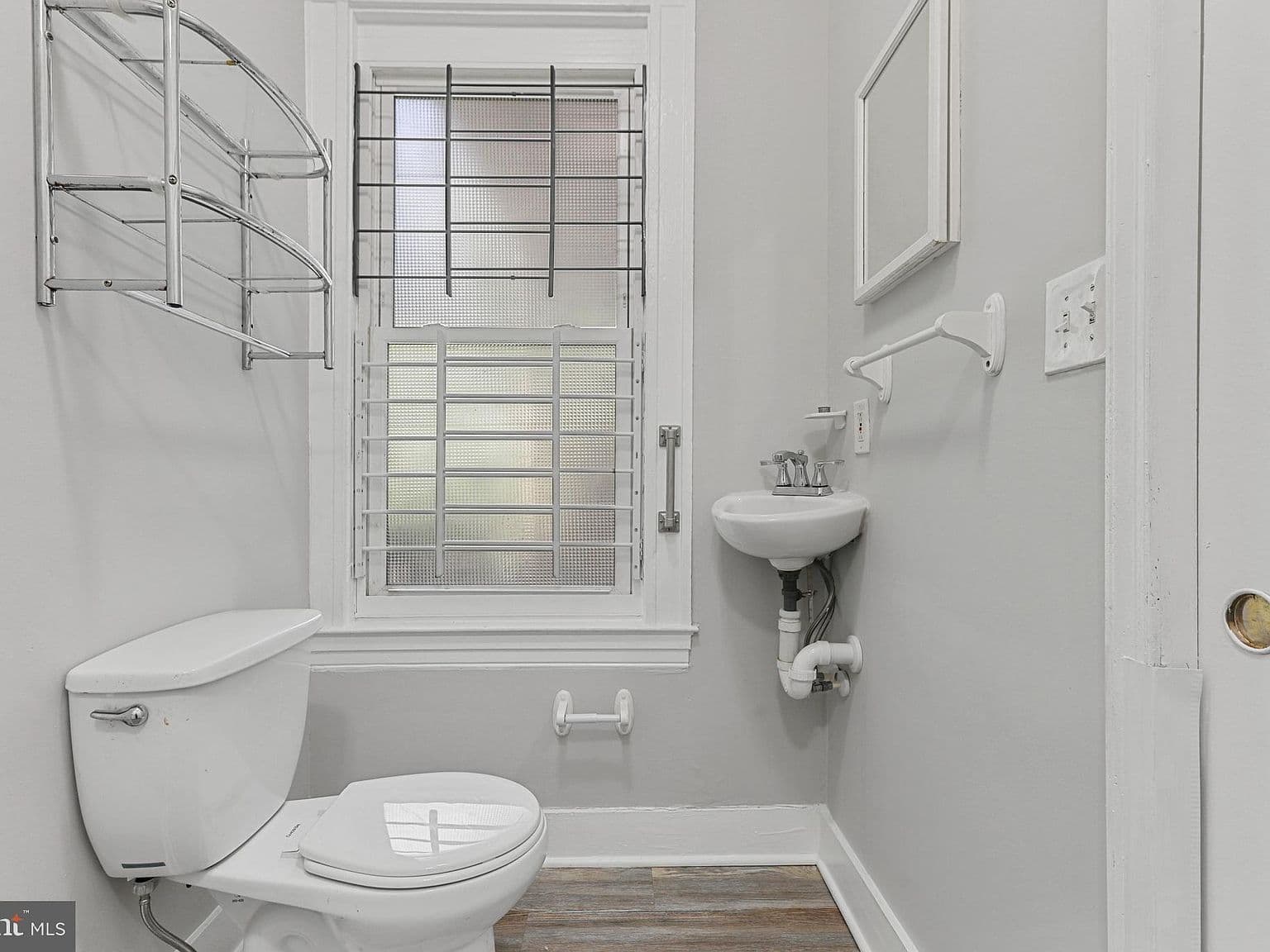 Outdated Bathroom Fixtures